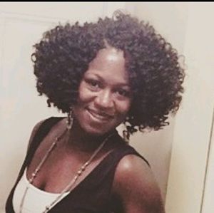 Meet your Posher, Janelle